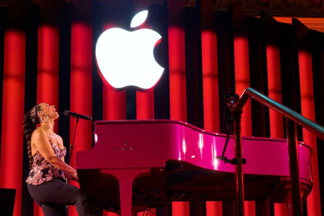 alicia-keys-apple-logojpg - Dans Tutorials