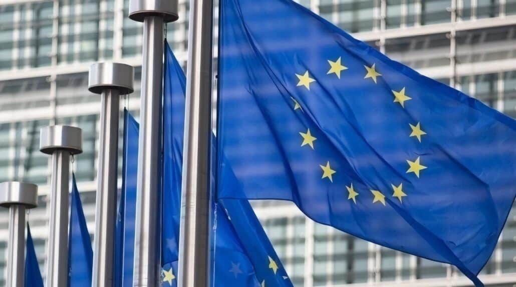 Google's 'Cast to TV' could join AirPlay on iPhones thanks to EU regulations